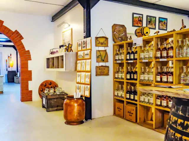 Boutique Distillerie La Favorite Lamentin Martinique