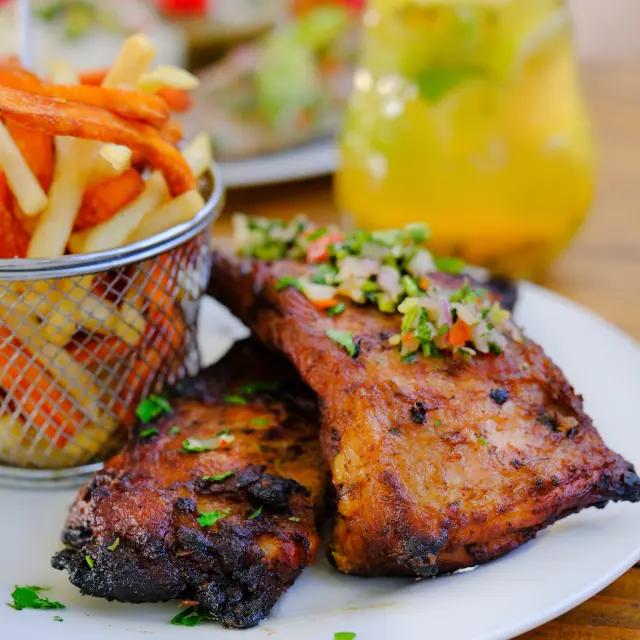 Ribbs boucaneé Restaurant Wahoo Café Carbet Martinique