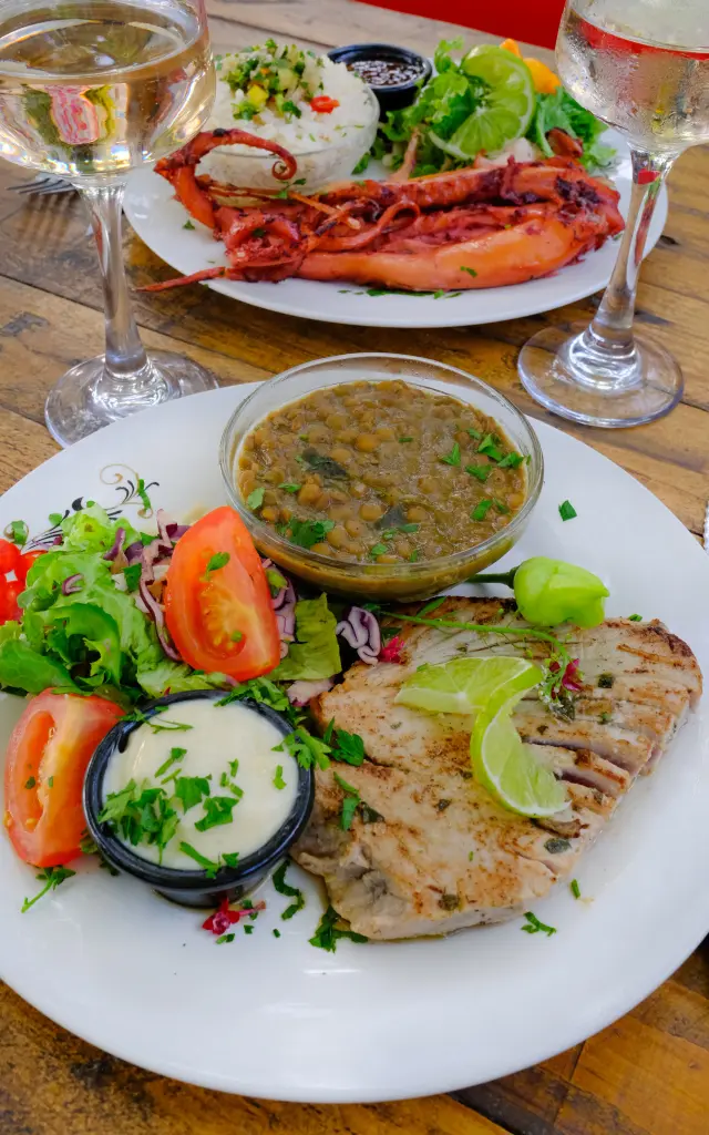 Steak de poisson grillé Restaurant Wahoo Café Carbet Martinique