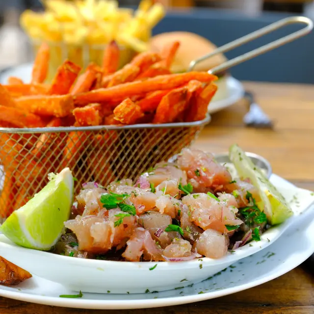 Tartare de poisson Restaurant Wahoo Café Carbet Martinique